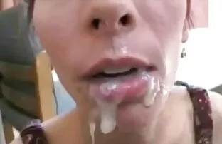 XXX Tjejerna föreställer sig som ett extrem porrfilm folk och straffar männen