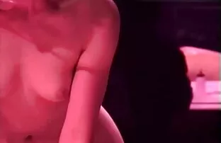XXX Stor sexx porr dra ut röd hund