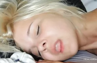 XXX Istället för att lära, eleverna hjälpa henne att gratis porr videos uppnå orgasm