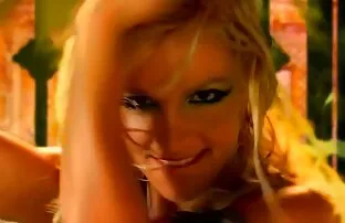 XXX Fru 2 teenager porr