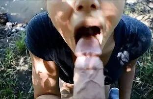 XXX Svart krossade hon hål free porr xxx i handen,