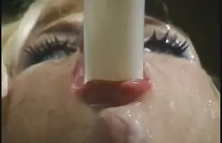 XXX Koppla av och förbanna vagina porr en sovande flicka