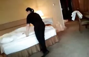 XXX En administrativ personal bestämde sig för att behålla sin dolk porr gratis video